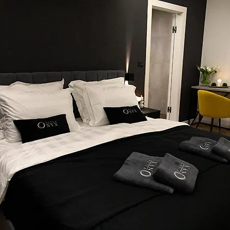 Onyx