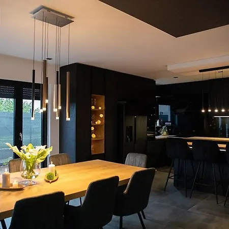 Onyx Villa