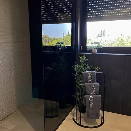 Onyx * Premantura